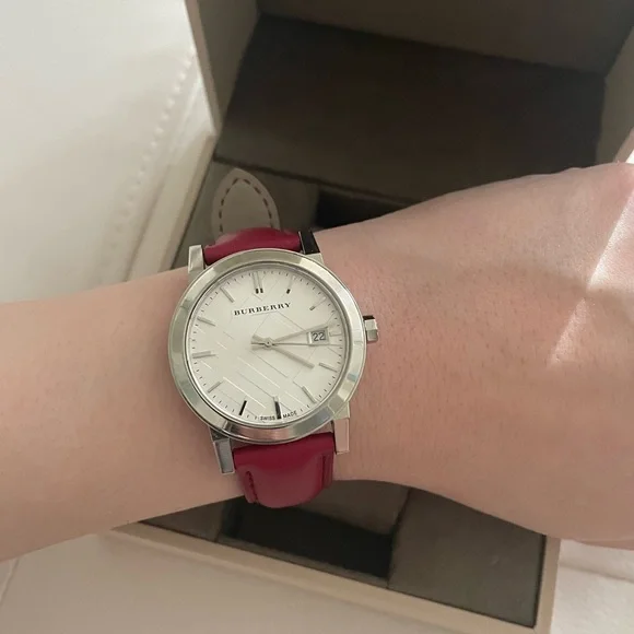 New Burberry BU9129 Silver Dial Red Leather Women's Watch
